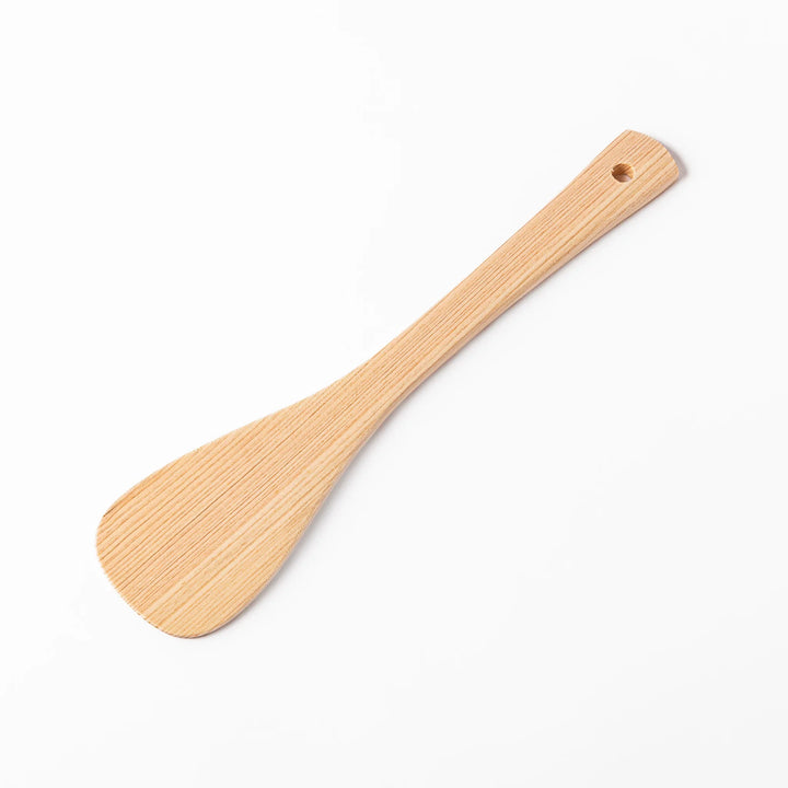 Lightweight spatula made from natural hinoki wood, featuring fine vertical grain and engraved Japanese characters on the handle for an authentic touch.