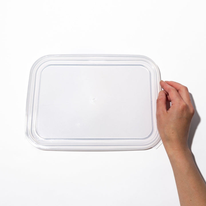 Transparent replacement lids for stainless steel prep trays with snug-fitting seal and durable construction for efficient food storage.