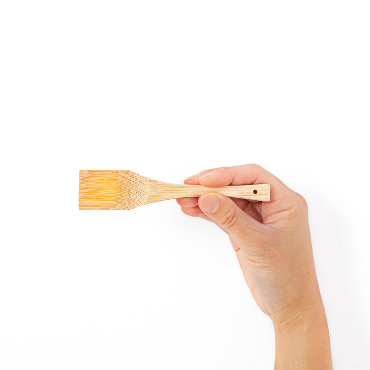 Japanese natural bamboo grater scraper brush tool with fine bristles for cleaning wasabi and ginger graters