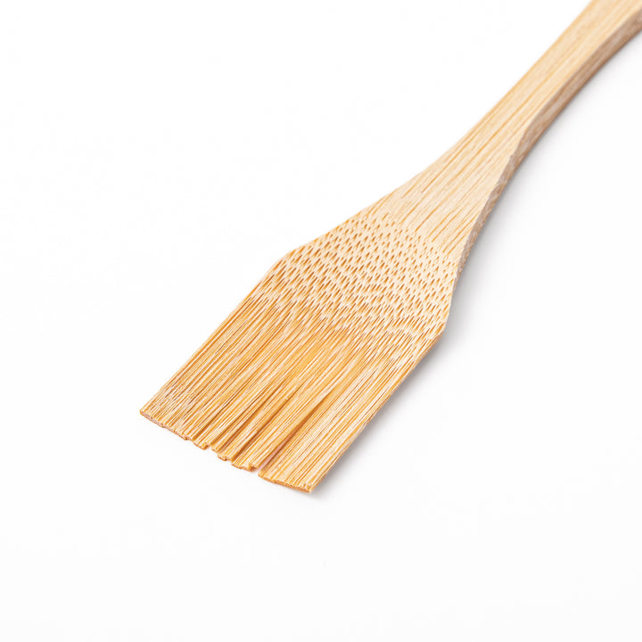 Japanese natural bamboo grater scraper brush tool with fine bristles for cleaning wasabi and ginger graters