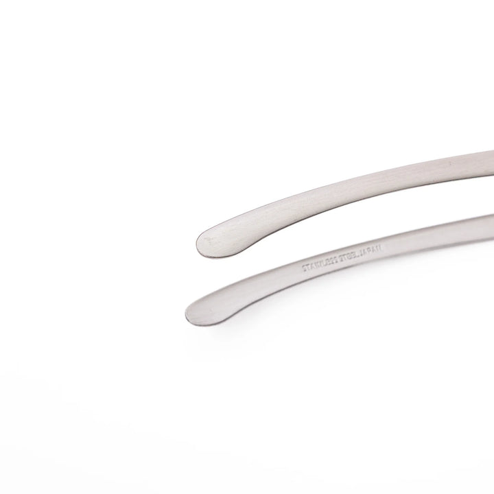 Unique Japanese chameleon kitchen tongs with creative animal shaped handle premium stainless steel food serving utensil
