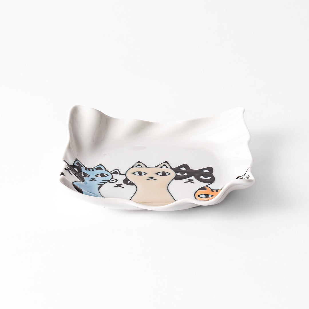 Curious Cats Wavy Dessert Plate