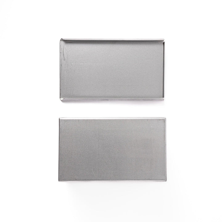 Japanese aluminized steel shokupan loaf pan with fitted lid for baking square milk bread loaves