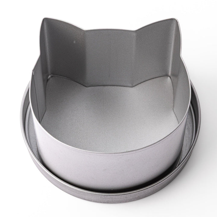 Cute cat shaped Japanese bread baking mold, a metal steel loaf pan with lids for making animal sandwich toast and bakery treats