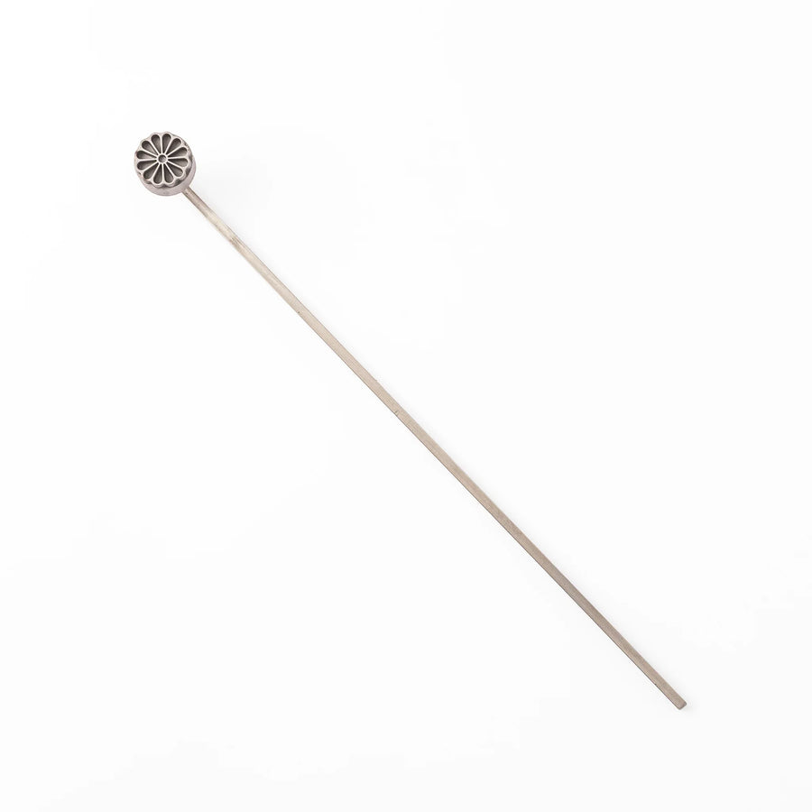 Traditional Japanese chrysanthemum bread branding iron, a hot stamp tool perfect for marking wagashi, manju, and castella cake