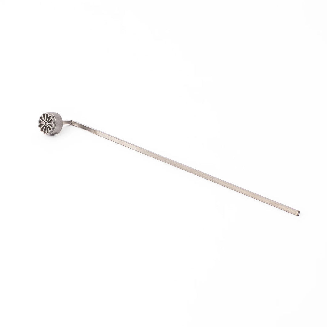 Traditional Japanese chrysanthemum bread branding iron, a hot stamp tool perfect for marking wagashi, manju, and castella cake