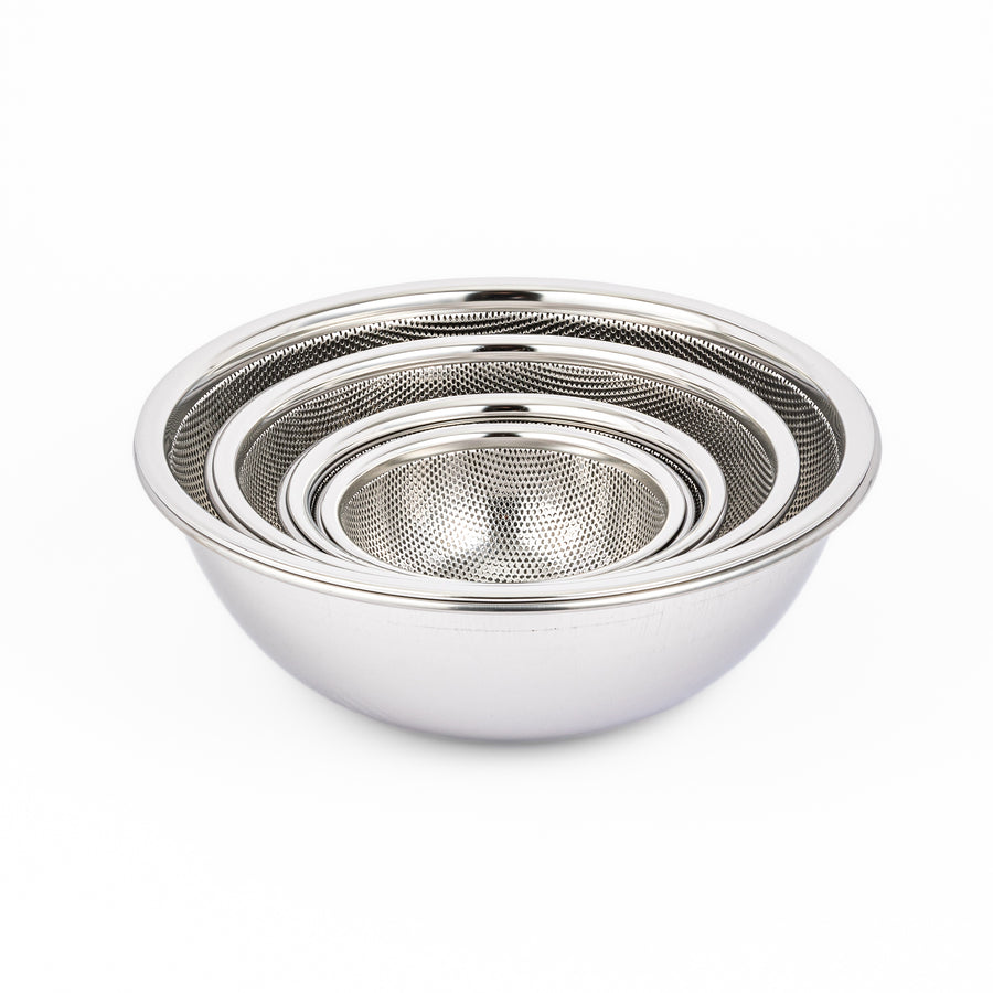 Nested set of four Japanese stainless steel mesh strainers, a compact and practical colander kit for home bakery use