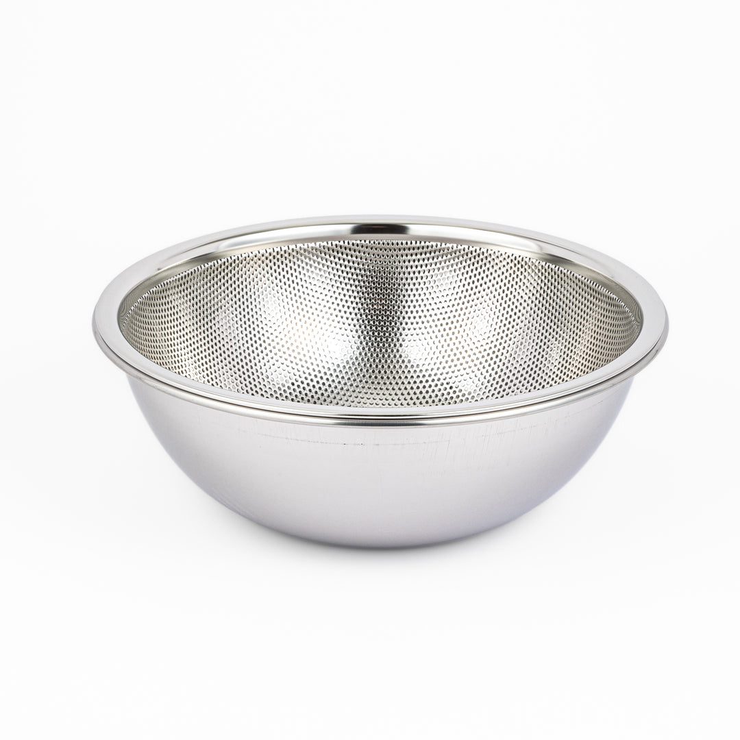 Japanese stainless steel mixing bowl and mesh strainer set, featuring an extra large colander for kitchen prep