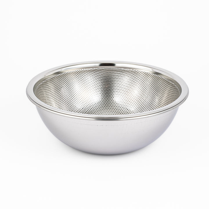 Japanese stainless steel mixing bowl and mesh strainer set, featuring an extra large colander for kitchen prep