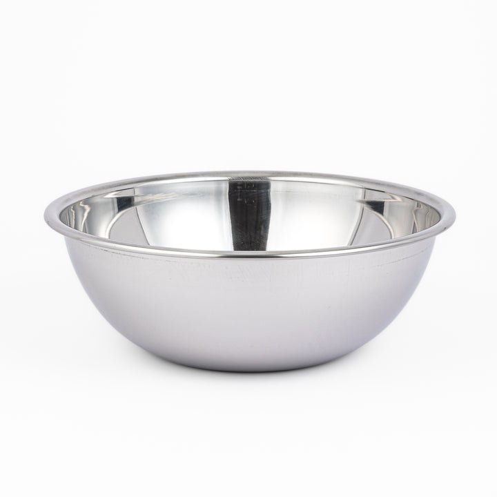 Japanese stainless steel mixing bowl and mesh strainer set, featuring an extra large colander for kitchen prep
