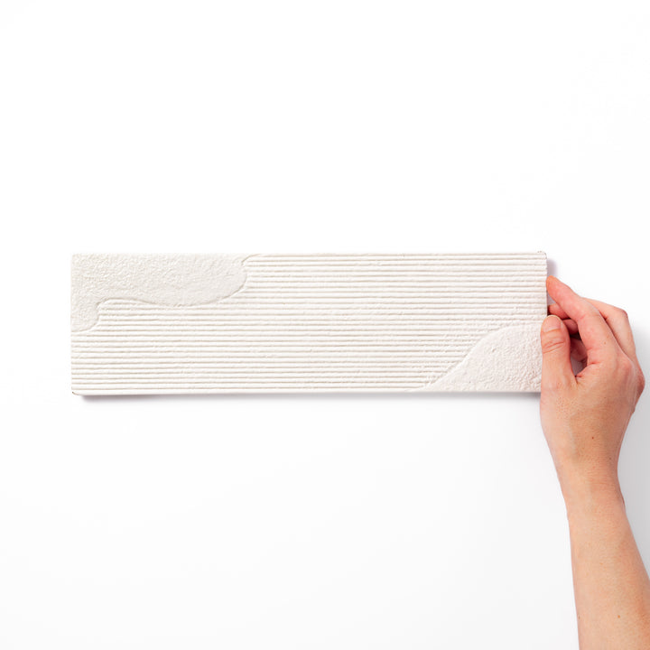 Rectangular white ceramic serving plate with fine ridged texture and soft matte-gloss contrast, ideal for modern Japanese table presentations.