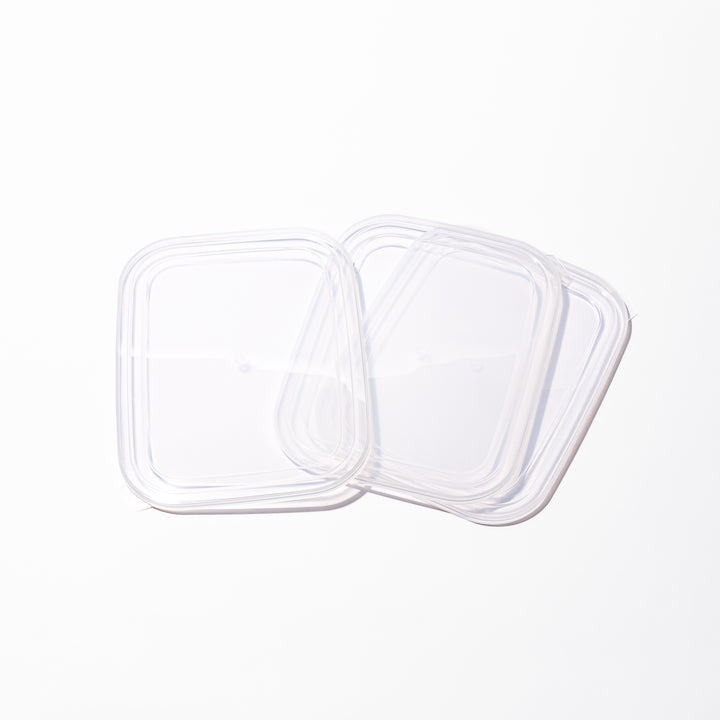 Transparent replacement lids for stainless steel prep trays with snug-fitting seal and durable construction for efficient food storage.