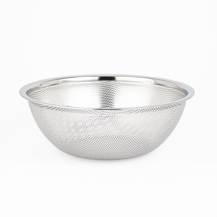 Japanese stainless steel mixing bowl and mesh strainer set, featuring an extra large colander for kitchen prep