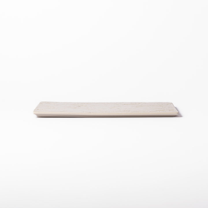 Textured white ceramic dinner plate with a subtle woodgrain pattern, ideal for elegant Japanese table settings and modern minimalist dining.