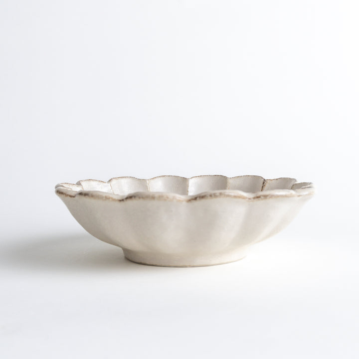 White rinka petal pasta bowl elegant floral edge ceramic dinnerware for stylish table setting and gourmet dining