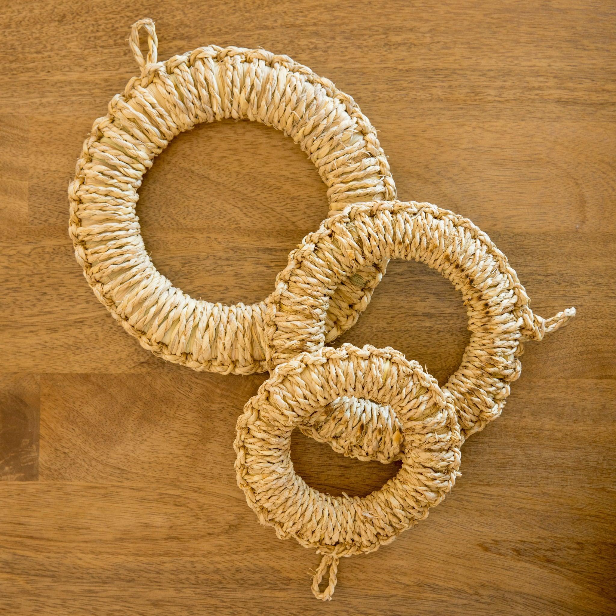 Artisan Straw Trivets / Small