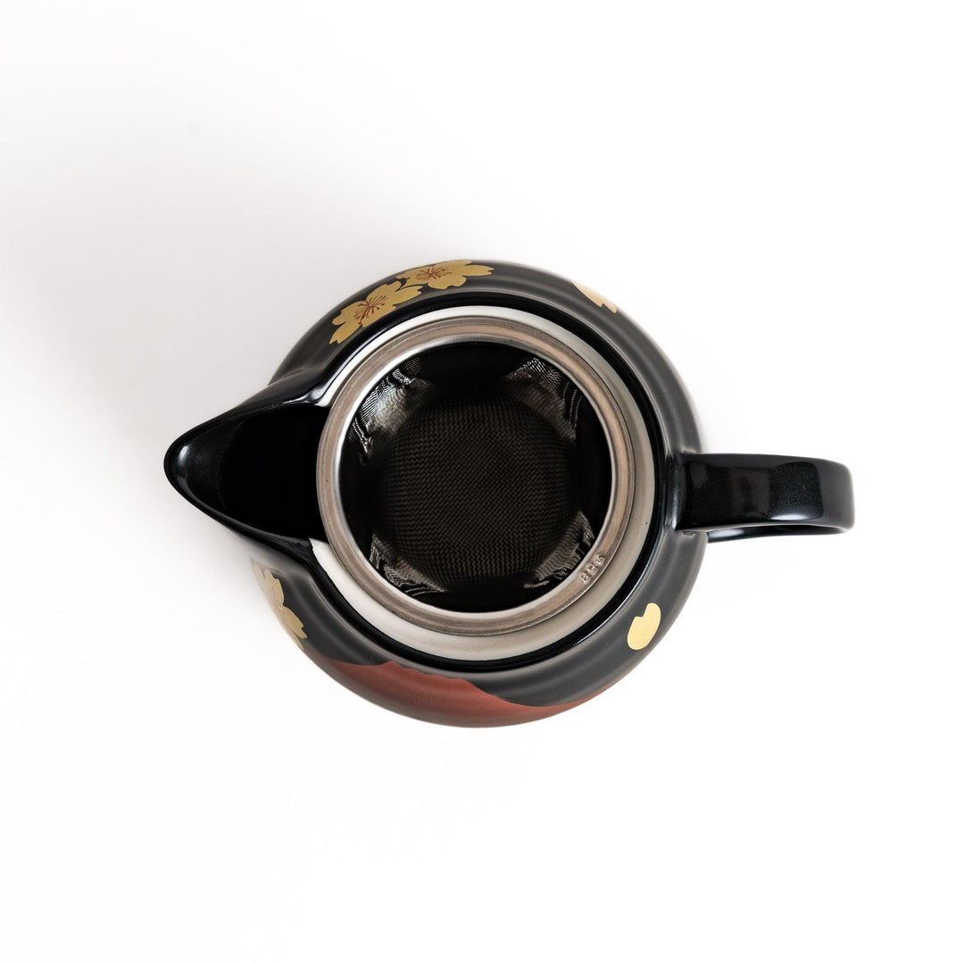 Black teapot with red Mount Fuji and yellow sakura designs, showcasing its elegant Japanese aesthetic and cultural charm.
