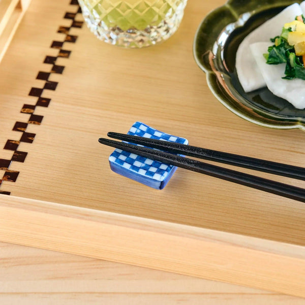 Checkerboard Square Chopstick Rest