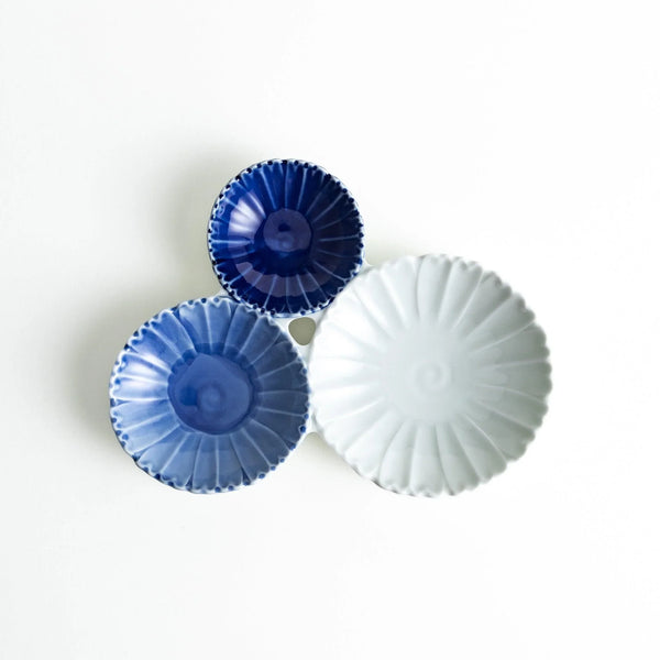 Chrysanthemum Three Compartment Sauce Dish