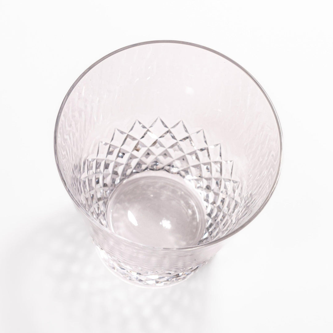 Clear nostalgia rocks glass with diamond-cut texture on the lower half, perfect for serving whisky, cocktails, or everyday beverages.