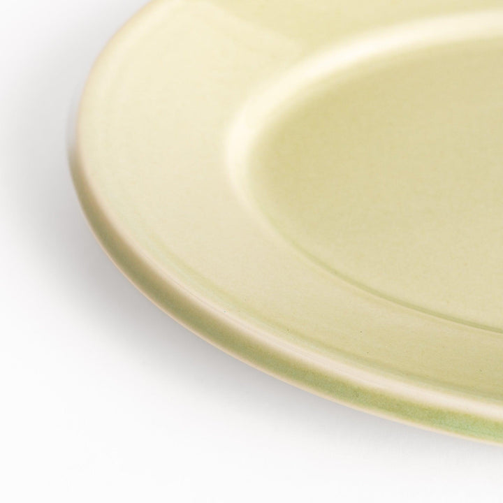 Durable and elegant green ceramic salad plate, adding a pop of color to your table setting.