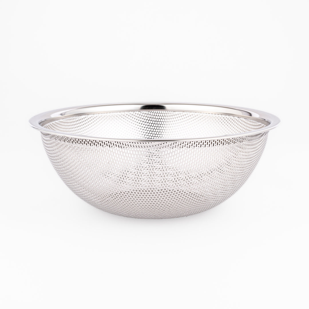 Fine stainless steel mesh strainer bowl with wide rim and durable build, ideal for draining noodles, washing produce, or rinsing rice efficiently.