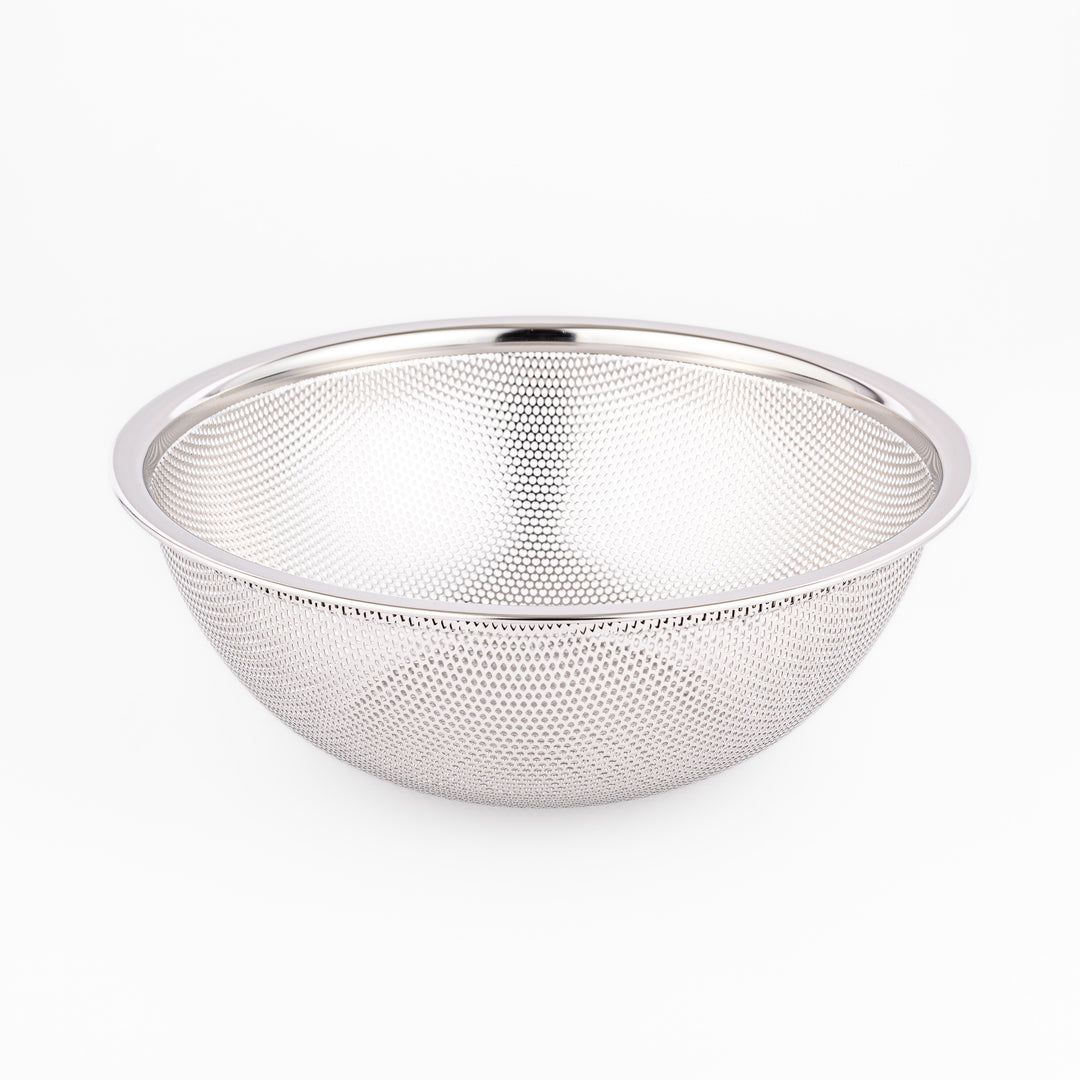 Fine stainless steel mesh strainer bowl with wide rim and durable build, ideal for draining noodles, washing produce, or rinsing rice efficiently.