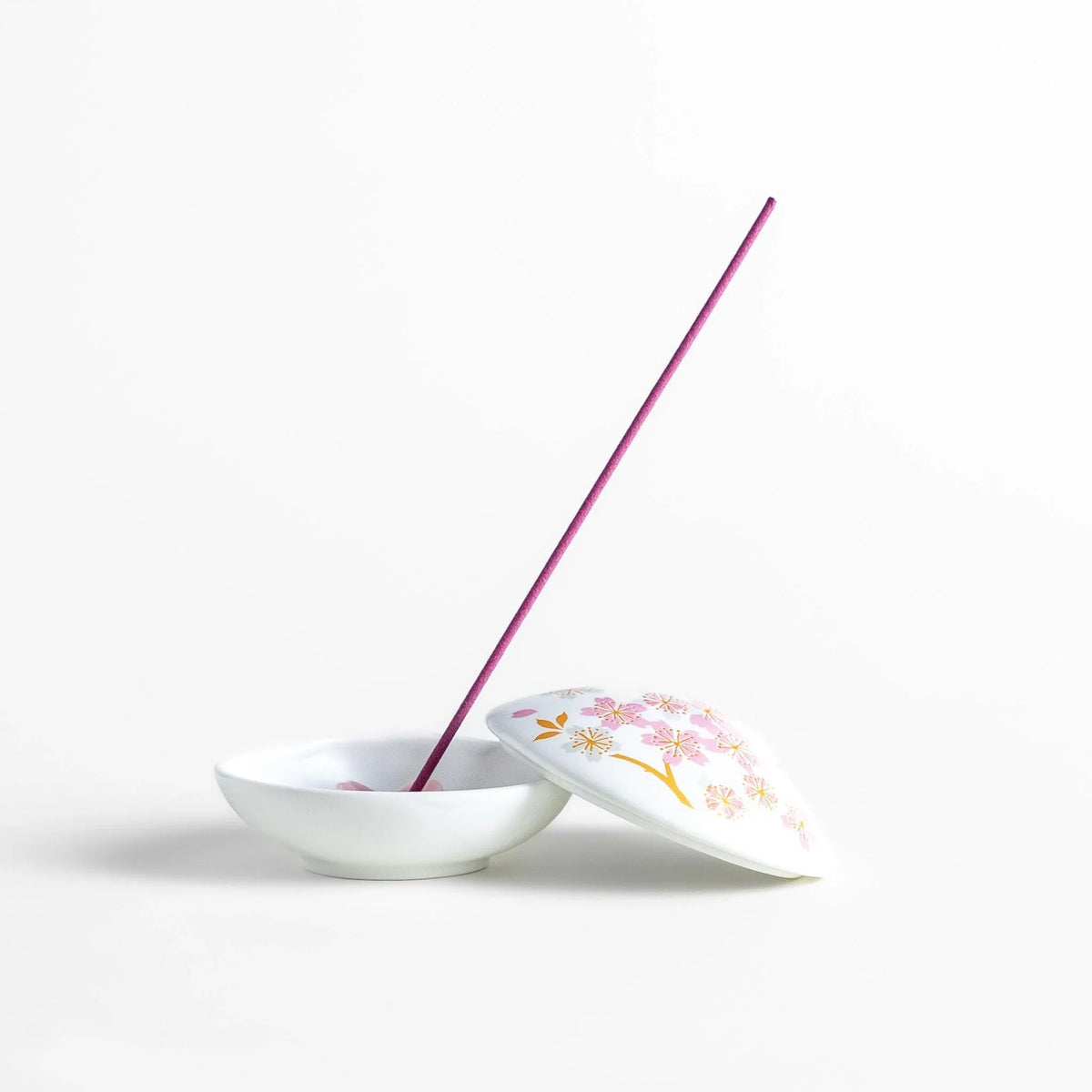 Kuling Sakura Shell White Sakura Shell Incense Holder – JOC Goods